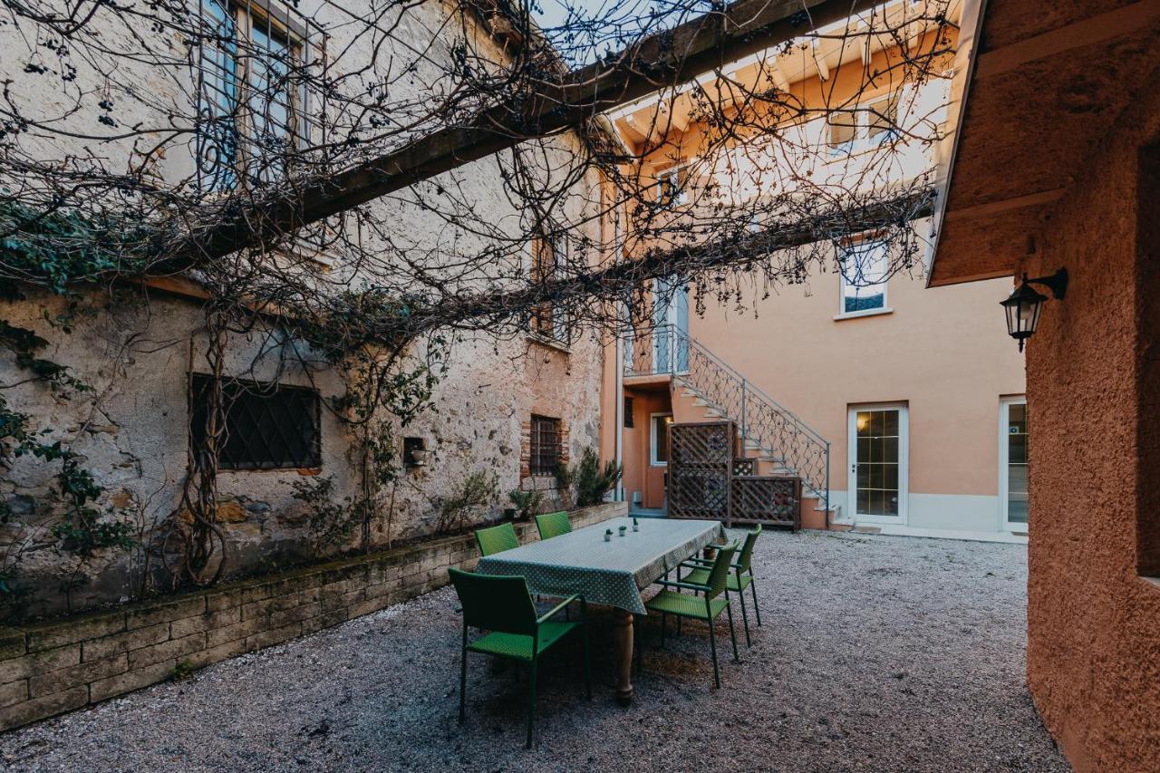 Le Due Dame Hotel Manerba del Garda Exterior photo